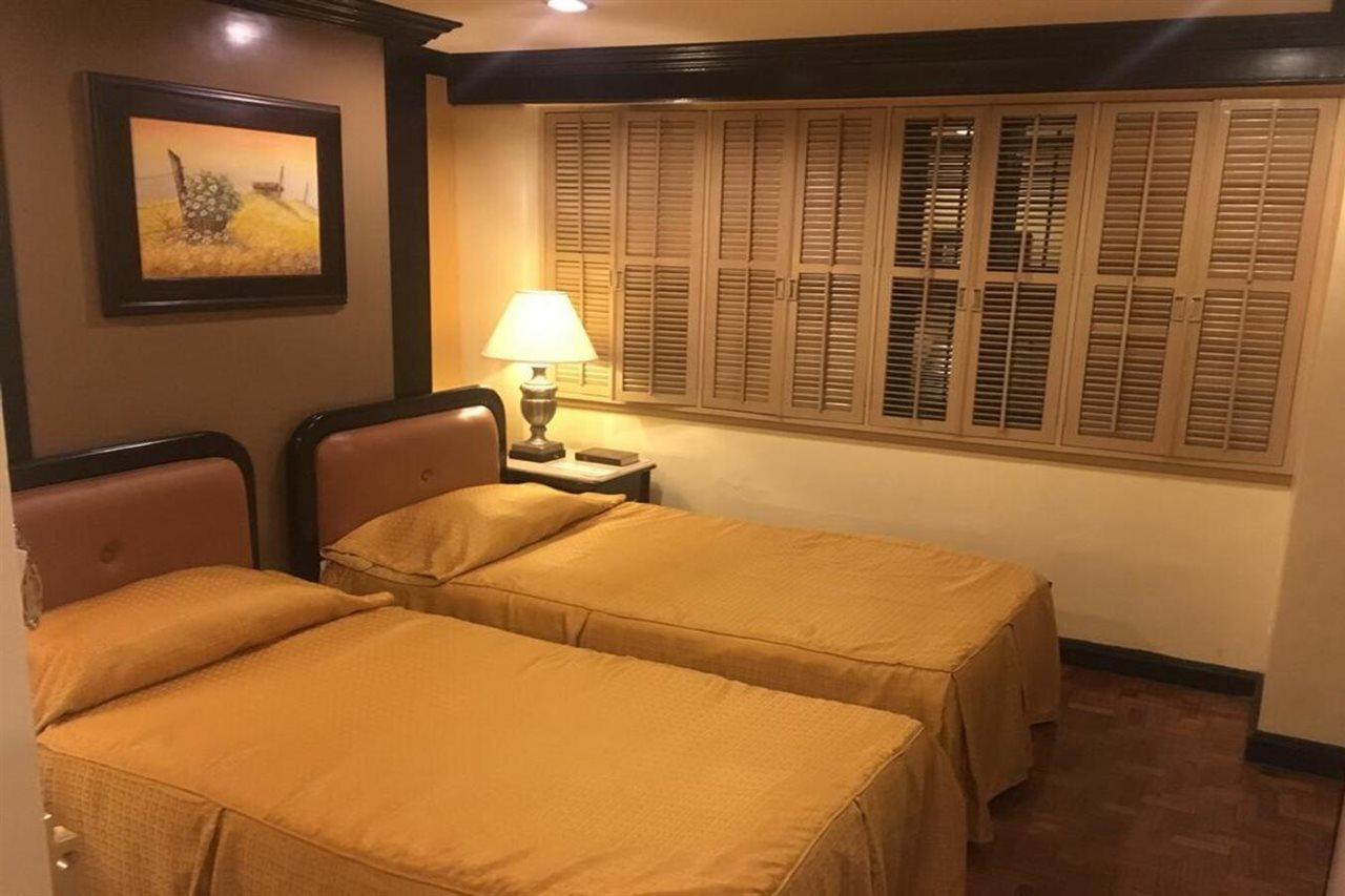 Lourdes Suites Makati City Extérieur photo