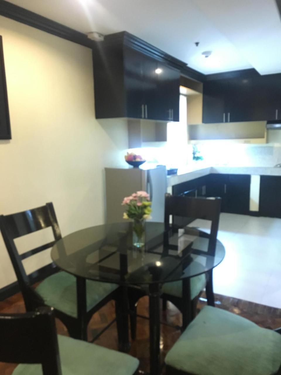 Lourdes Suites Makati City Extérieur photo